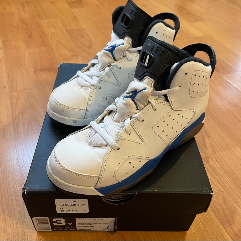 Jordan 6 Retro Bp Youth Sneakers